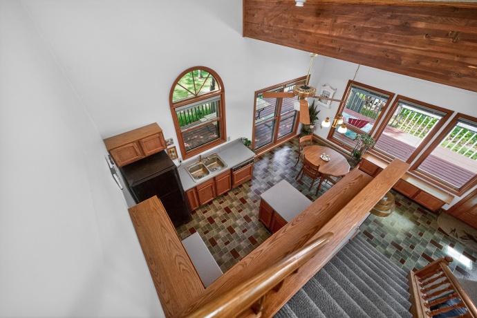 1110 White Pine, DIXON, Illinois 61021, 3 Bedrooms Bedrooms, ,2 BathroomsBathrooms,House,For Sale,White Pine,202602844