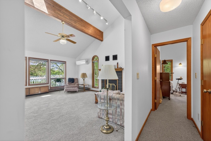 1110 White Pine, DIXON, Illinois 61021, 3 Bedrooms Bedrooms, ,2 BathroomsBathrooms,House,For Sale,White Pine,202602844