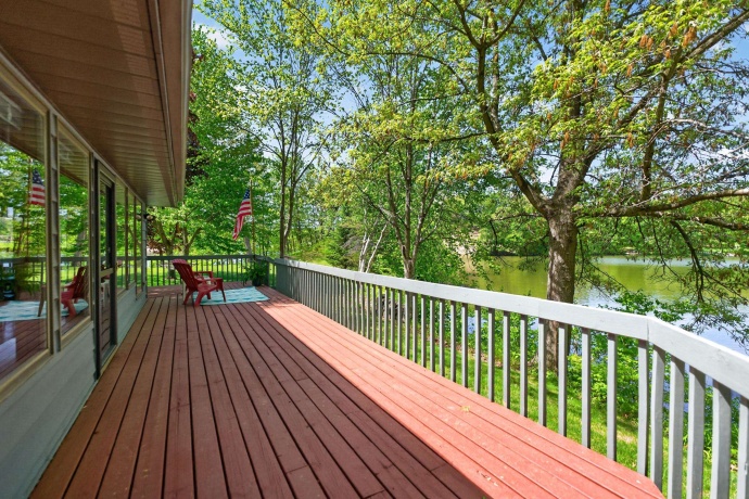 1110 White Pine, DIXON, Illinois 61021, 3 Bedrooms Bedrooms, ,2 BathroomsBathrooms,House,For Sale,White Pine,202602844