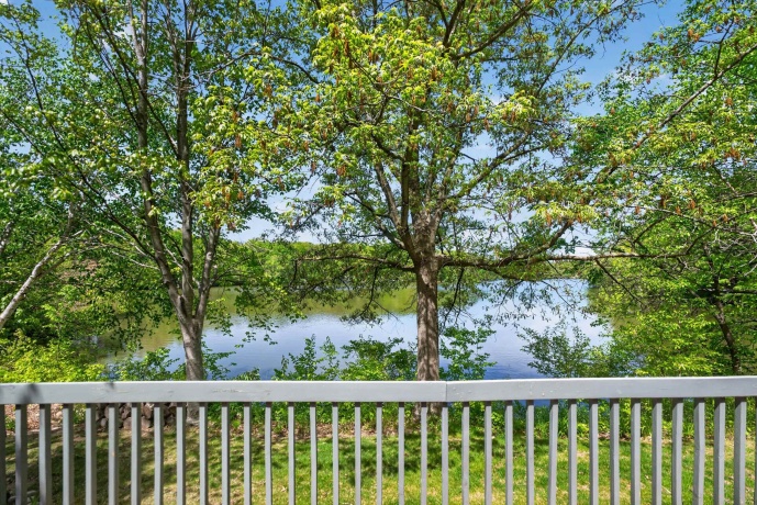 1110 White Pine, DIXON, Illinois 61021, 3 Bedrooms Bedrooms, ,2 BathroomsBathrooms,House,For Sale,White Pine,202602844