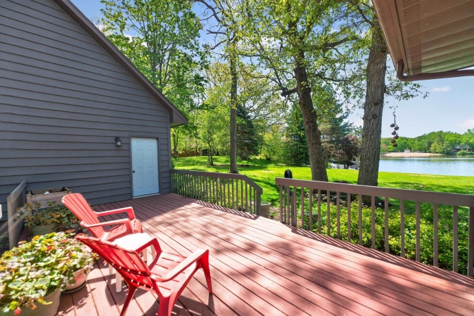 1110 White Pine, DIXON, Illinois 61021, 3 Bedrooms Bedrooms, ,2 BathroomsBathrooms,House,For Sale,White Pine,202602844