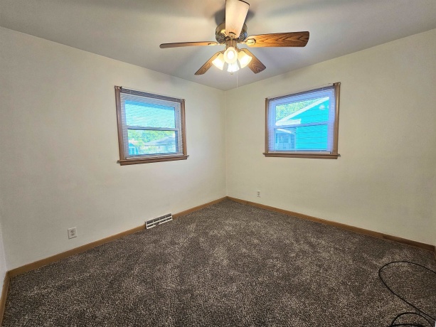 1926 Apple Tree, ROCKFORD, Illinois 61108, 2 Bedrooms Bedrooms, ,1 BathroomBathrooms,House,For Sale,Apple Tree,202602941