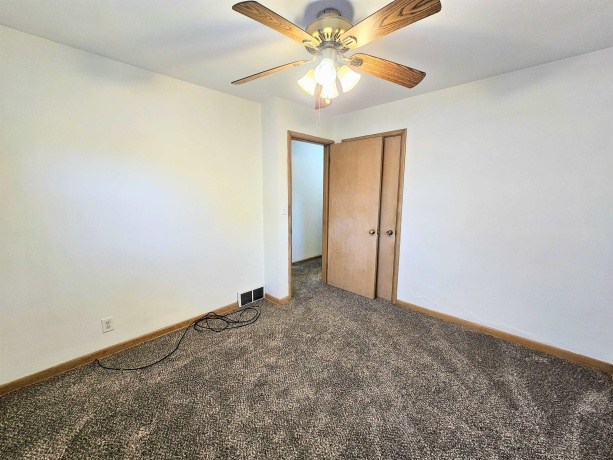 1926 Apple Tree, ROCKFORD, Illinois 61108, 2 Bedrooms Bedrooms, ,1 BathroomBathrooms,House,For Sale,Apple Tree,202602941