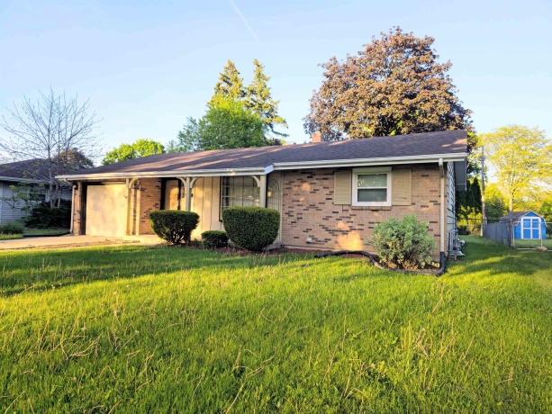 1926 Apple Tree, ROCKFORD, Illinois 61108, 2 Bedrooms Bedrooms, ,1 BathroomBathrooms,House,For Sale,Apple Tree,202602941
