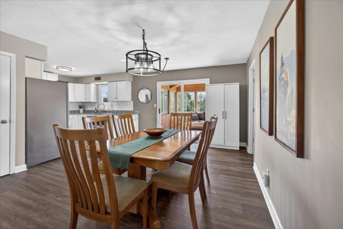 6137 Upper Ridge, ROSCOE, Illinois 61073, 3 Bedrooms Bedrooms, ,2 BathroomsBathrooms,House,For Sale,Upper Ridge,202602942