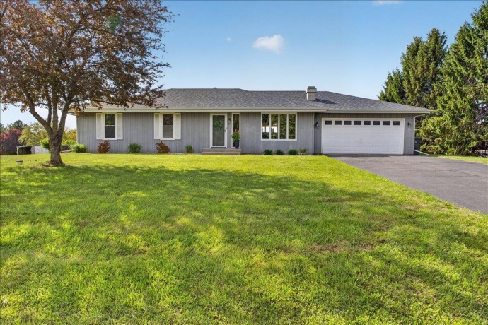 6137 Upper Ridge, ROSCOE, Illinois 61073, 3 Bedrooms Bedrooms, ,2 BathroomsBathrooms,House,For Sale,Upper Ridge,202602942