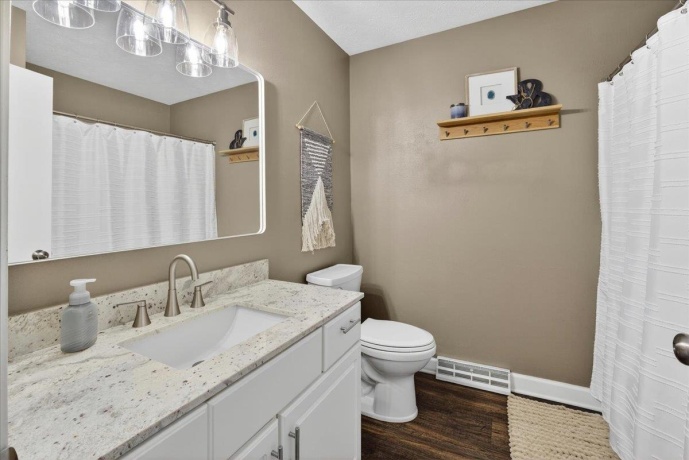 6137 Upper Ridge, ROSCOE, Illinois 61073, 3 Bedrooms Bedrooms, ,2 BathroomsBathrooms,House,For Sale,Upper Ridge,202602942