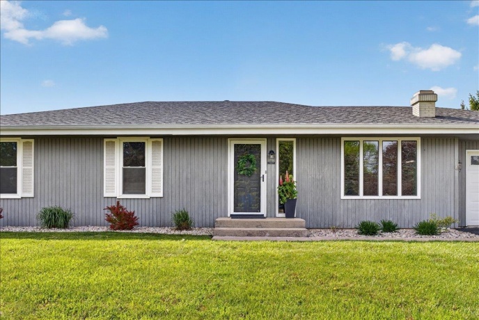 6137 Upper Ridge, ROSCOE, Illinois 61073, 3 Bedrooms Bedrooms, ,2 BathroomsBathrooms,House,For Sale,Upper Ridge,202602942