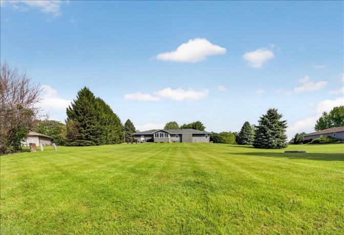 6137 Upper Ridge, ROSCOE, Illinois 61073, 3 Bedrooms Bedrooms, ,2 BathroomsBathrooms,House,For Sale,Upper Ridge,202602942