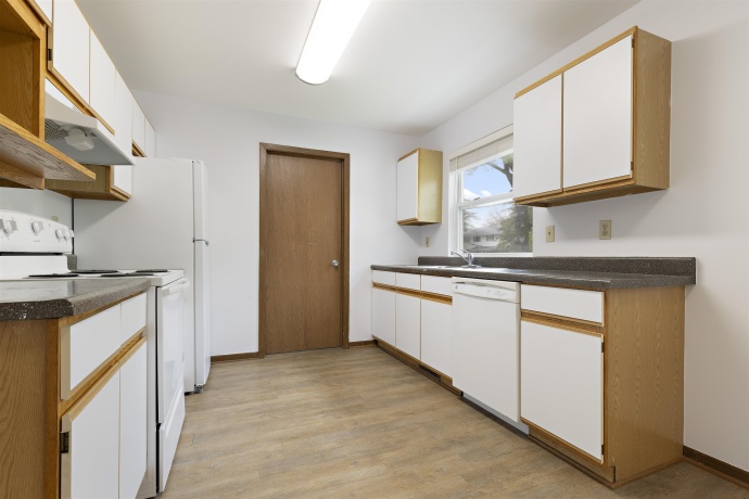 1816 Remington, ROCKFORD, Illinois 61108, ,2 Units,For Sale,Remington,202602683