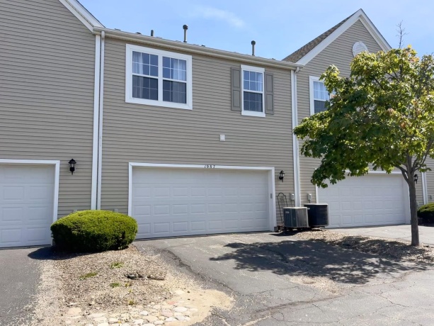 1987 Yasgur, WOODSTOCK, Illinois 60098, 2 Bedrooms Bedrooms, ,1 BathroomBathrooms,Condominium,For Sale,Yasgur,202602945