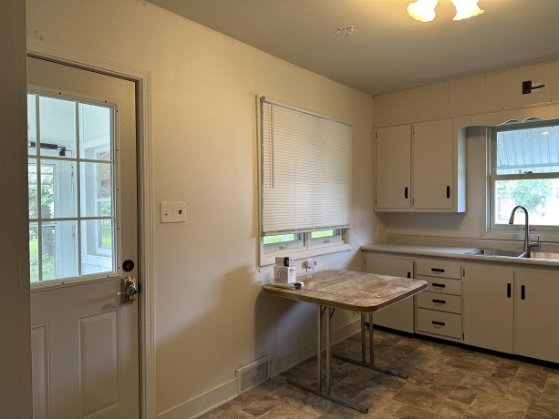 330 CALIFORNIA, SAVANNA, Illinois 61074, 3 Bedrooms Bedrooms, ,1 BathroomBathrooms,House,For Sale,CALIFORNIA,202602949