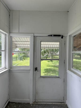 330 CALIFORNIA, SAVANNA, Illinois 61074, 3 Bedrooms Bedrooms, ,1 BathroomBathrooms,House,For Sale,CALIFORNIA,202602949
