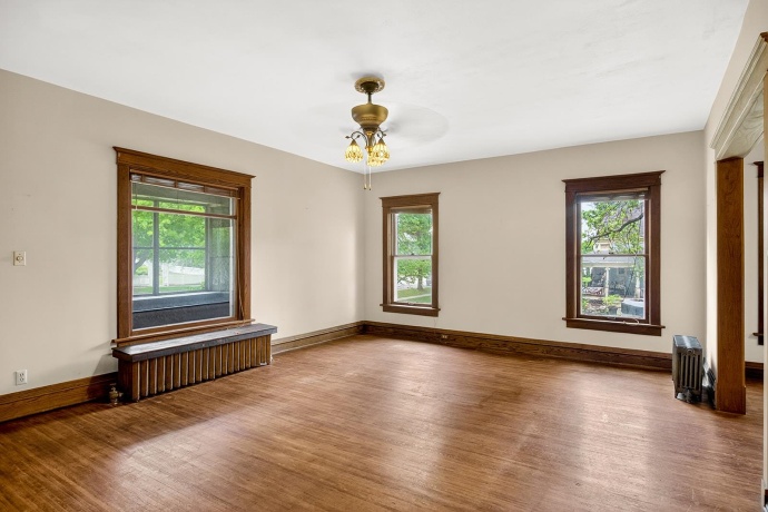 804 Division, HARVARD, Illinois 60033, 3 Bedrooms Bedrooms, ,1 BathroomBathrooms,House,For Sale,Division,202602950
