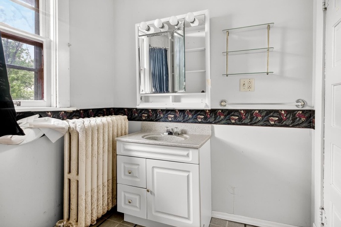 804 Division, HARVARD, Illinois 60033, 3 Bedrooms Bedrooms, ,1 BathroomBathrooms,House,For Sale,Division,202602950