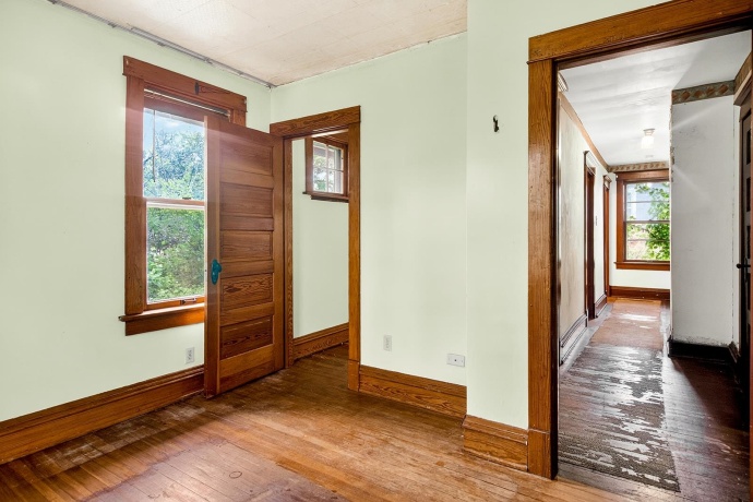 804 Division, HARVARD, Illinois 60033, 3 Bedrooms Bedrooms, ,1 BathroomBathrooms,House,For Sale,Division,202602950