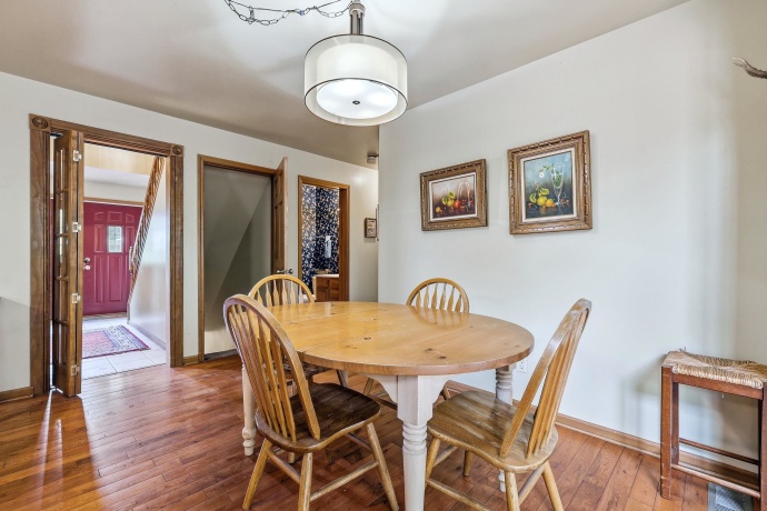 13 Signal, GALENA, Illinois 61036, 5 Bedrooms Bedrooms, ,4 BathroomsBathrooms,House,For Sale,Signal,202602953