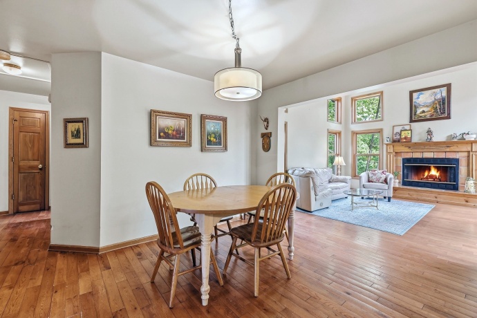13 Signal, GALENA, Illinois 61036, 5 Bedrooms Bedrooms, ,4 BathroomsBathrooms,House,For Sale,Signal,202602953