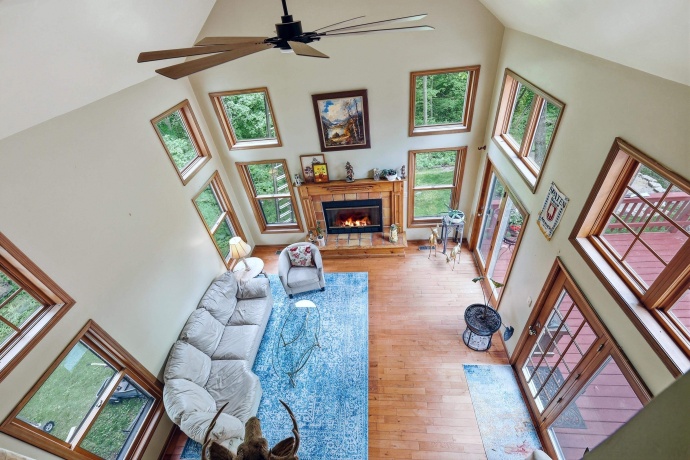 13 Signal, GALENA, Illinois 61036, 5 Bedrooms Bedrooms, ,4 BathroomsBathrooms,House,For Sale,Signal,202602953