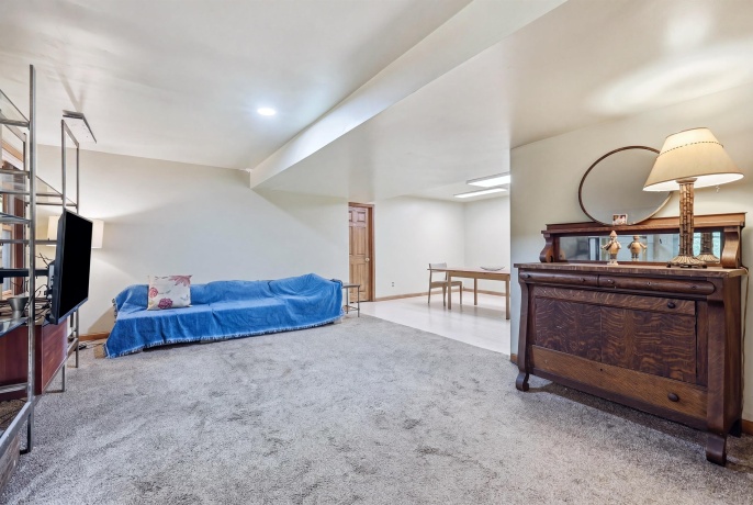 13 Signal, GALENA, Illinois 61036, 5 Bedrooms Bedrooms, ,4 BathroomsBathrooms,House,For Sale,Signal,202602953