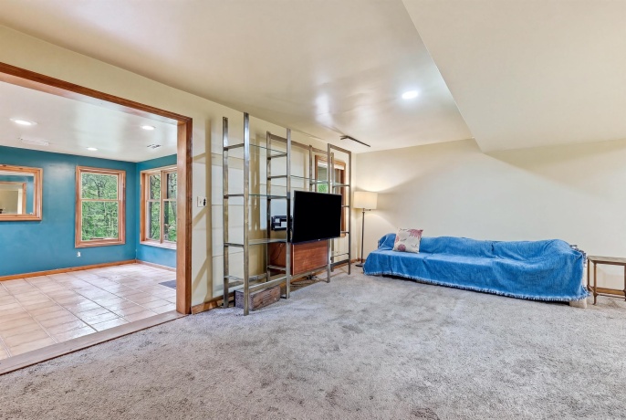 13 Signal, GALENA, Illinois 61036, 5 Bedrooms Bedrooms, ,4 BathroomsBathrooms,House,For Sale,Signal,202602953