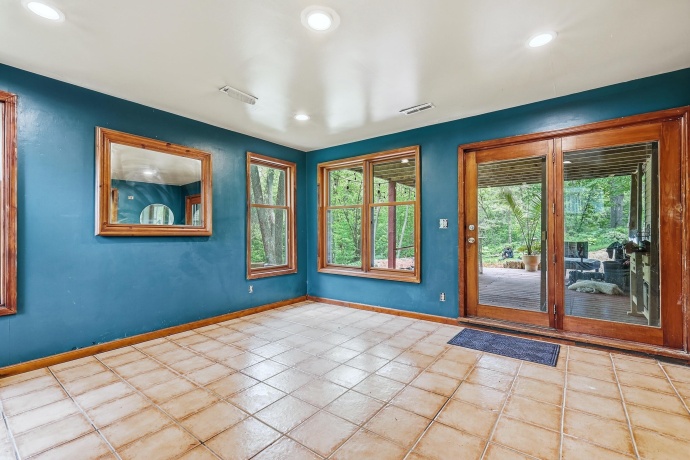 13 Signal, GALENA, Illinois 61036, 5 Bedrooms Bedrooms, ,4 BathroomsBathrooms,House,For Sale,Signal,202602953