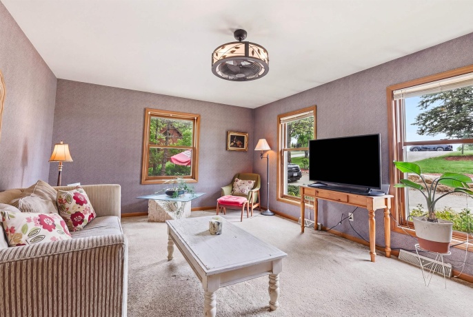 13 Signal, GALENA, Illinois 61036, 5 Bedrooms Bedrooms, ,4 BathroomsBathrooms,House,For Sale,Signal,202602953