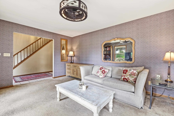 13 Signal, GALENA, Illinois 61036, 5 Bedrooms Bedrooms, ,4 BathroomsBathrooms,House,For Sale,Signal,202602953
