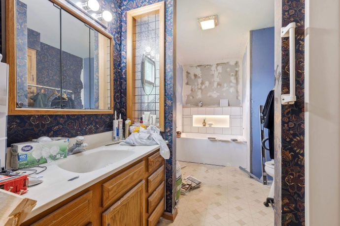 13 Signal, GALENA, Illinois 61036, 5 Bedrooms Bedrooms, ,4 BathroomsBathrooms,House,For Sale,Signal,202602953