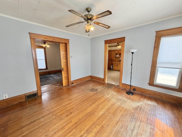 617 East, BELVIDERE, Illinois 61008, 4 Bedrooms Bedrooms, ,2 BathroomsBathrooms,House,For Sale,East,202602955