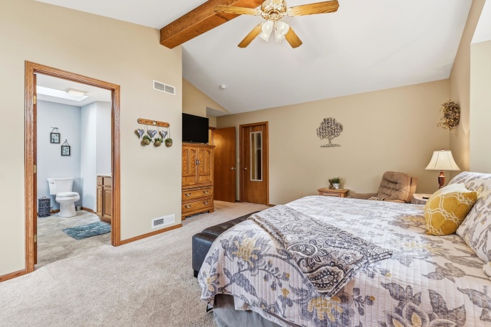7 Belden School, GALENA, Illinois 61036, 4 Bedrooms Bedrooms, ,3 BathroomsBathrooms,House,For Sale,Belden School,202602956