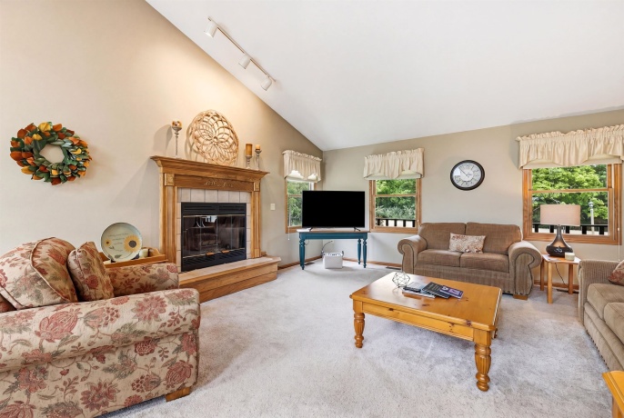 7 Belden School, GALENA, Illinois 61036, 4 Bedrooms Bedrooms, ,3 BathroomsBathrooms,House,For Sale,Belden School,202602956