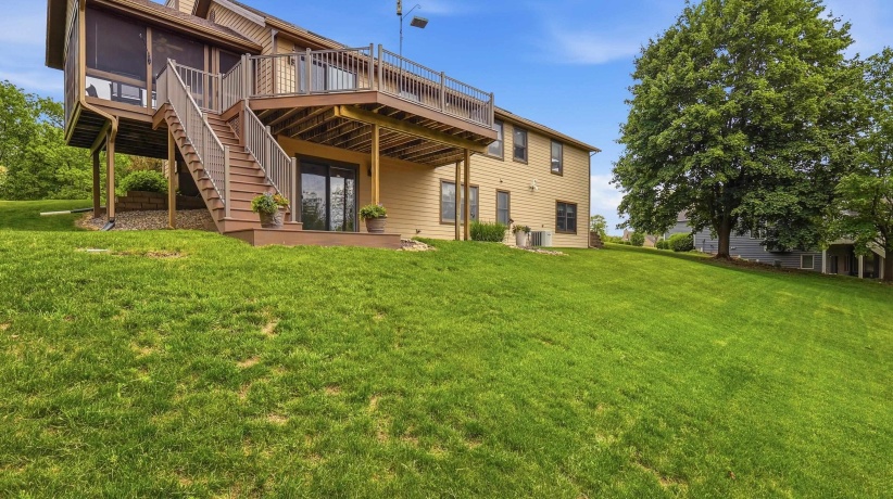 7 Belden School, GALENA, Illinois 61036, 4 Bedrooms Bedrooms, ,3 BathroomsBathrooms,House,For Sale,Belden School,202602956