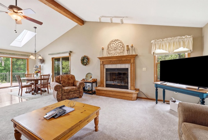 7 Belden School, GALENA, Illinois 61036, 4 Bedrooms Bedrooms, ,3 BathroomsBathrooms,House,For Sale,Belden School,202602956