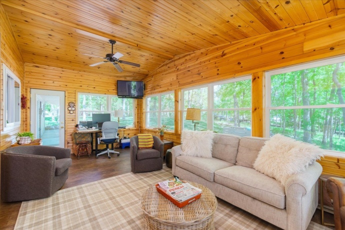 1127 Loganberry, Varna, Illinois 61375, 4 Bedrooms Bedrooms, ,2 BathroomsBathrooms,House,For Sale,Loganberry,202602957