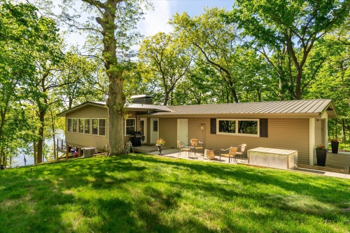 1127 Loganberry, Varna, Illinois 61375, 4 Bedrooms Bedrooms, ,2 BathroomsBathrooms,House,For Sale,Loganberry,202602957
