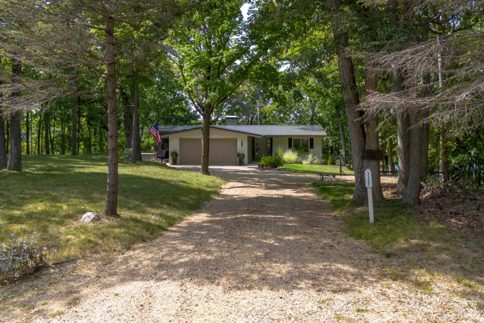 1127 Loganberry, Varna, Illinois 61375, 4 Bedrooms Bedrooms, ,2 BathroomsBathrooms,House,For Sale,Loganberry,202602957