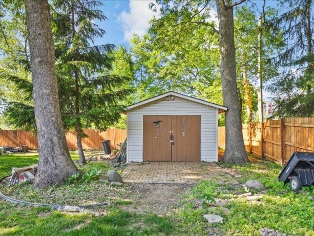 7632 Larwinn, ROCKFORD, Illinois 61107, 3 Bedrooms Bedrooms, ,3 BathroomsBathrooms,House,For Sale,Larwinn,202602960
