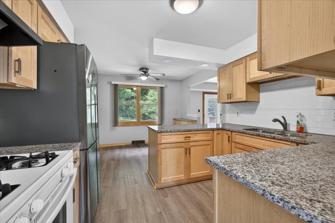 5765 Capetown, ROCKFORD, Illinois 61108, 3 Bedrooms Bedrooms, ,2 BathroomsBathrooms,House,For Sale,Capetown,202602961