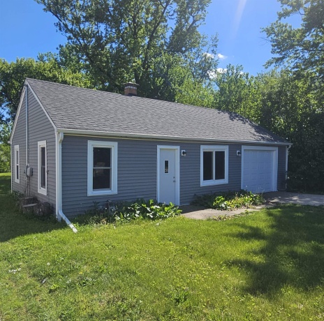 639 COLONIAL, MACHESNEY PARK, Illinois 61115, 2 Bedrooms Bedrooms, ,1 BathroomBathrooms,House,For Sale,COLONIAL,202602967