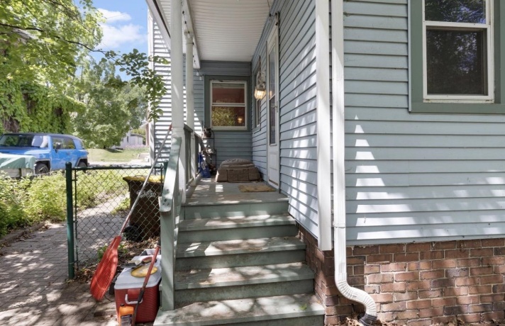 1239 GARRISON, ROCKFORD, Illinois 61103, 5 Bedrooms Bedrooms, ,2 BathroomsBathrooms,House,For Sale,GARRISON,202602969