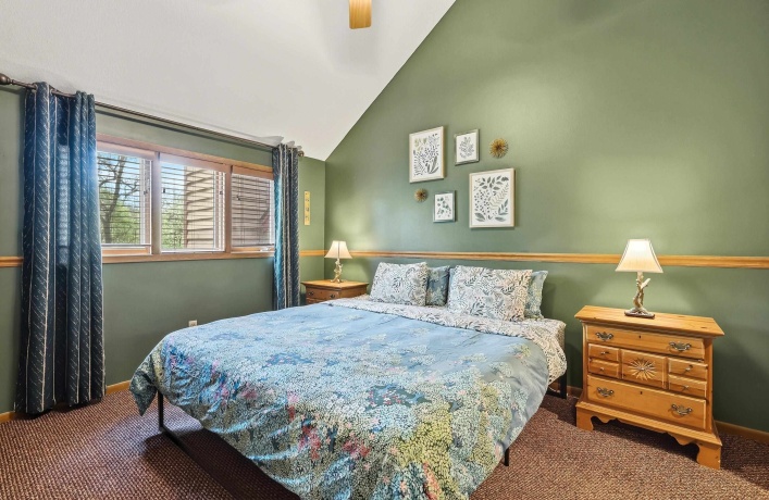17 Oak Glen, GALENA, Illinois 61036, 2 Bedrooms Bedrooms, ,2 BathroomsBathrooms,Condominium,For Sale,Oak Glen,202602966