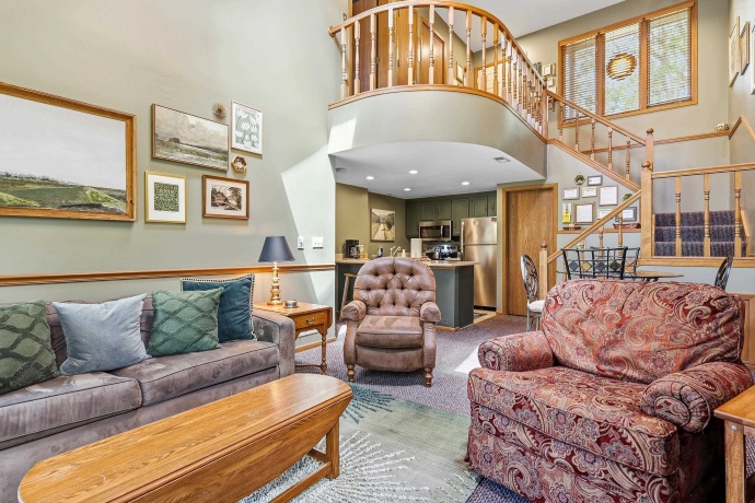 17 Oak Glen, GALENA, Illinois 61036, 2 Bedrooms Bedrooms, ,2 BathroomsBathrooms,Condominium,For Sale,Oak Glen,202602966