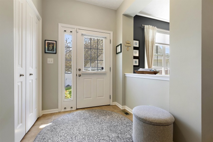 4521 Rainbow, LOVES PARK, Illinois 61111, 2 Bedrooms Bedrooms, ,2 BathroomsBathrooms,Condominium,For Sale,Rainbow,202602970