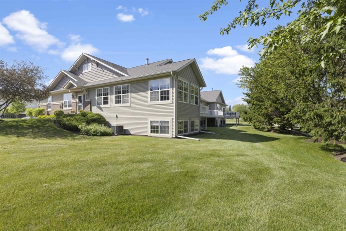 4521 Rainbow, LOVES PARK, Illinois 61111, 2 Bedrooms Bedrooms, ,2 BathroomsBathrooms,Condominium,For Sale,Rainbow,202602970