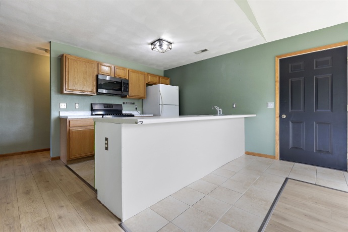 10050 Skipperling, ROSCOE, Illinois 61073, 2 Bedrooms Bedrooms, ,2 BathroomsBathrooms,Condominium,For Sale,Skipperling,202602977