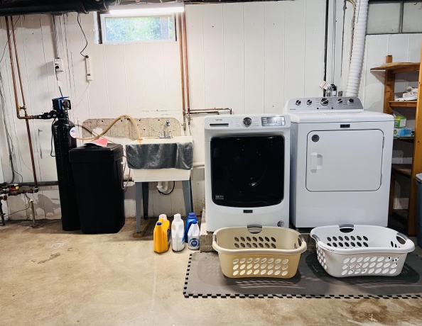 1655 Chicago, FREEPORT, Illinois 61032, 2 Bedrooms Bedrooms, ,2 BathroomsBathrooms,House,For Sale,Chicago,202602980