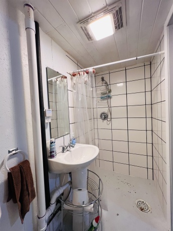 1655 Chicago, FREEPORT, Illinois 61032, 2 Bedrooms Bedrooms, ,2 BathroomsBathrooms,House,For Sale,Chicago,202602980