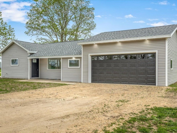511 South, DURAND, Illinois 61024, 2 Bedrooms Bedrooms, ,2 BathroomsBathrooms,House,For Sale,South,202602981