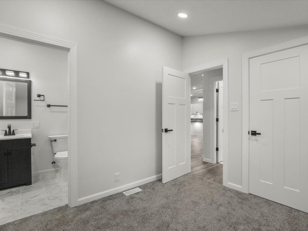 511 South, DURAND, Illinois 61024, 2 Bedrooms Bedrooms, ,2 BathroomsBathrooms,House,For Sale,South,202602981